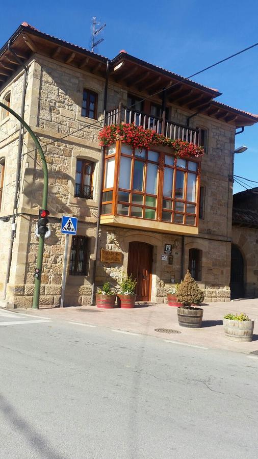 Affittacamere El Cuartelillo Viejo Polientes Esterno foto